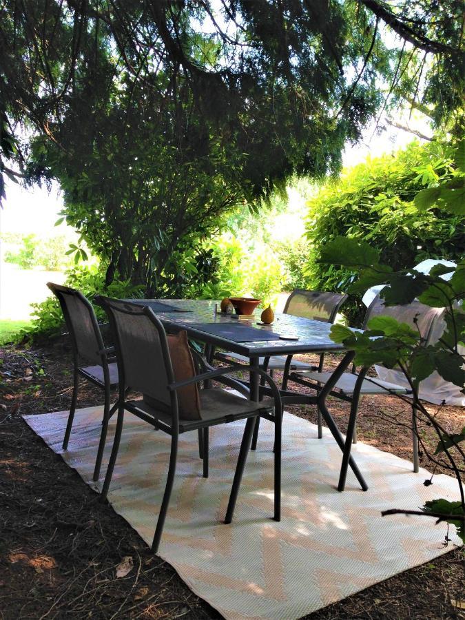 Chambre D'Hote - Ilse'S Garden Chair La Porcherie Bagian luar foto