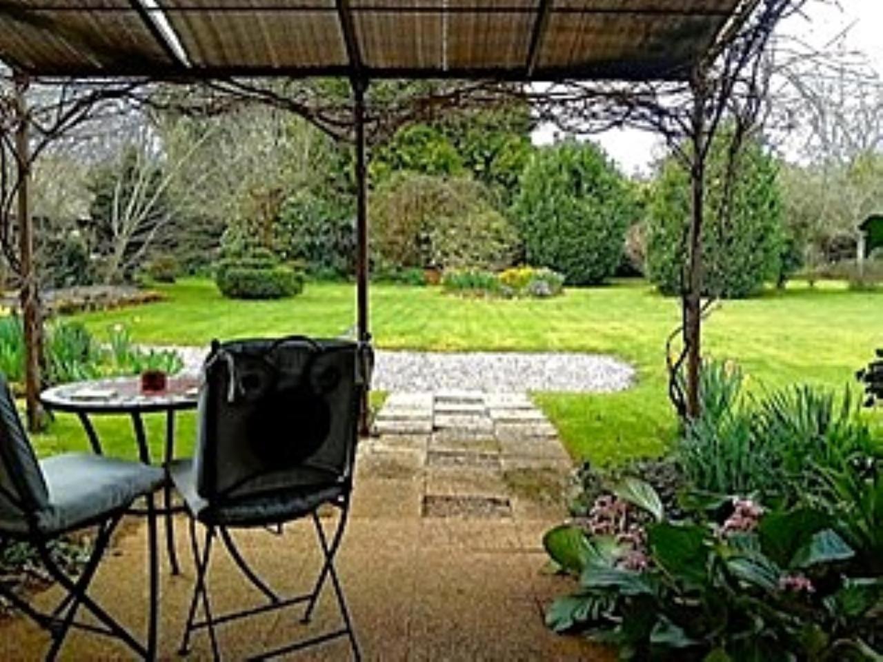 Chambre D'Hote - Ilse'S Garden Chair La Porcherie Bagian luar foto